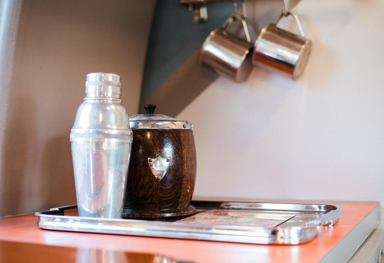 Silver Airstream Glamping & Rental Chichester Bagian luar foto