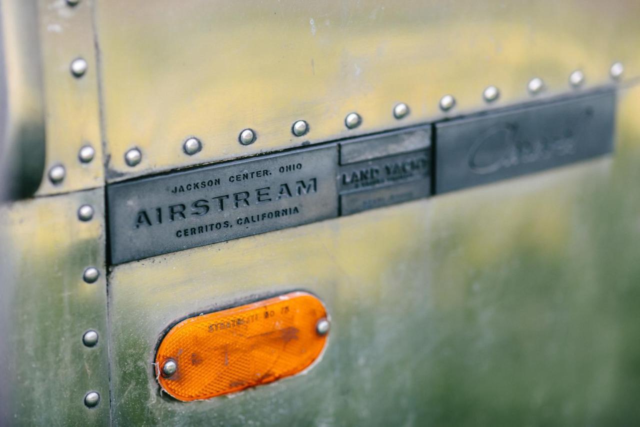 Silver Airstream Glamping & Rental Chichester Bagian luar foto