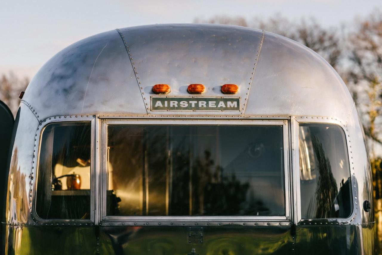 Silver Airstream Glamping & Rental Chichester Bagian luar foto