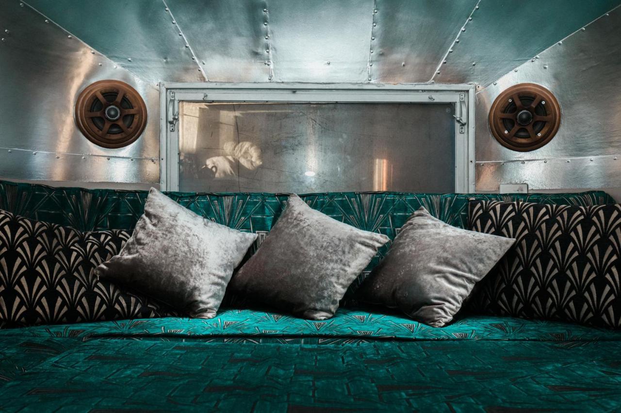Silver Airstream Glamping & Rental Chichester Bagian luar foto