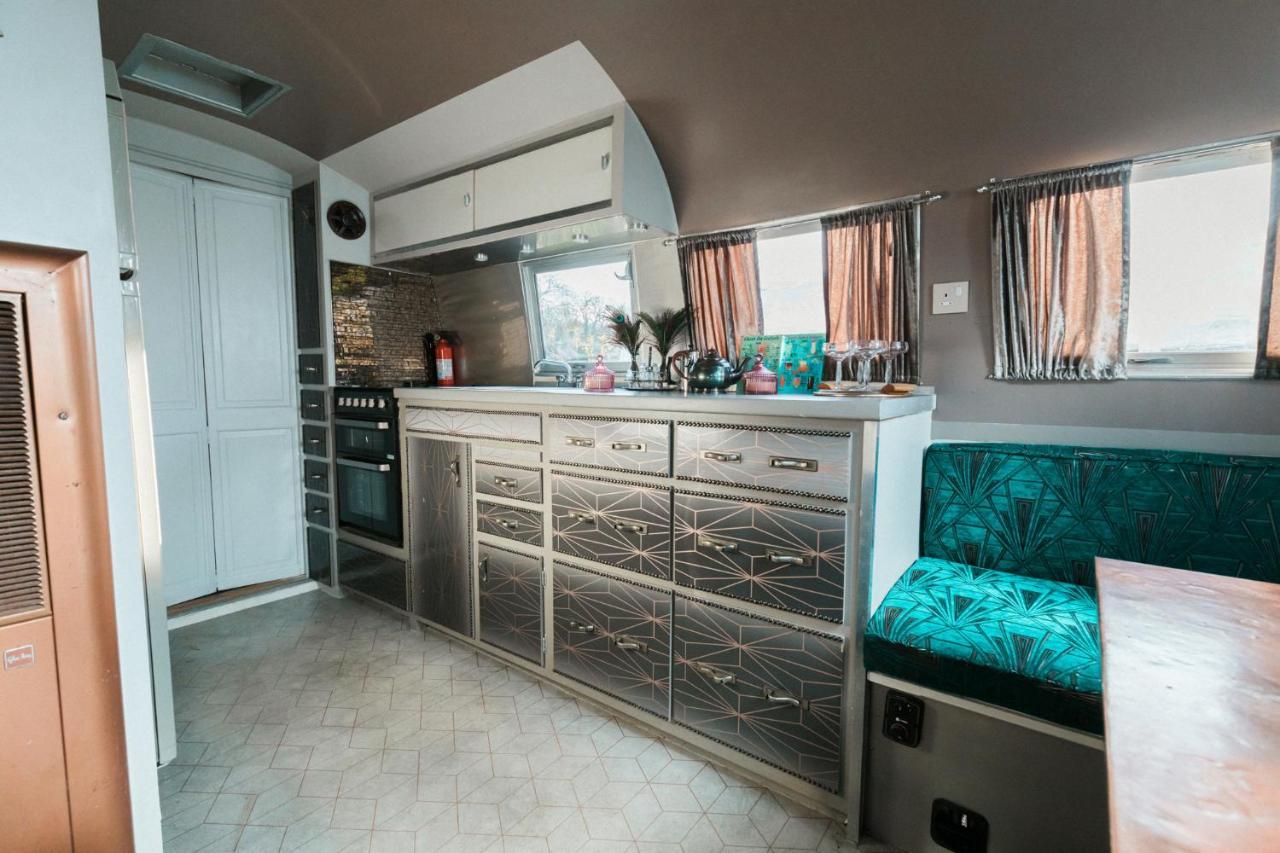 Silver Airstream Glamping & Rental Chichester Bagian luar foto