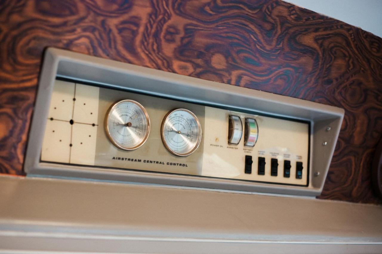 Silver Airstream Glamping & Rental Chichester Bagian luar foto