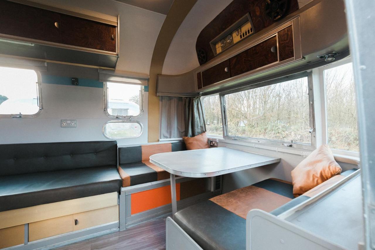 Silver Airstream Glamping & Rental Chichester Bagian luar foto