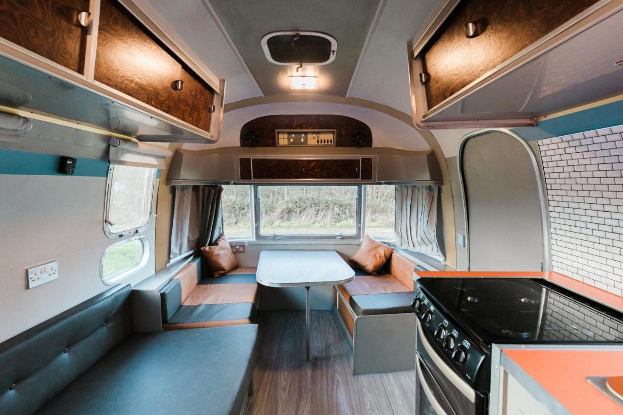 Silver Airstream Glamping & Rental Chichester Bagian luar foto